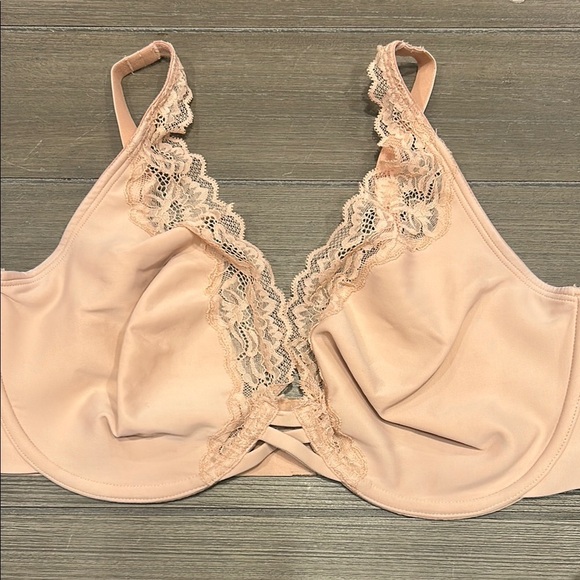 Soma Unlined Lace Trim Plunge Bra - Picture 2 of 13